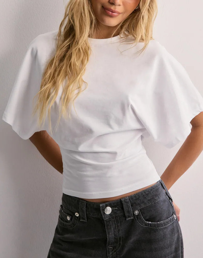 Cropped top met korte mouwen en ronde halseee 