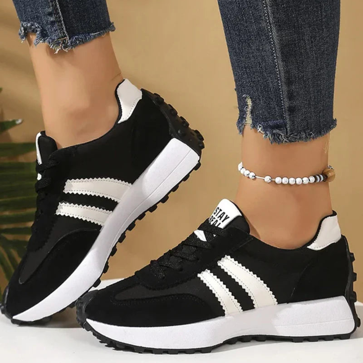 Dames Retro Runner Sneakers – Gestreepte Veterschoenen met Lage Schacht