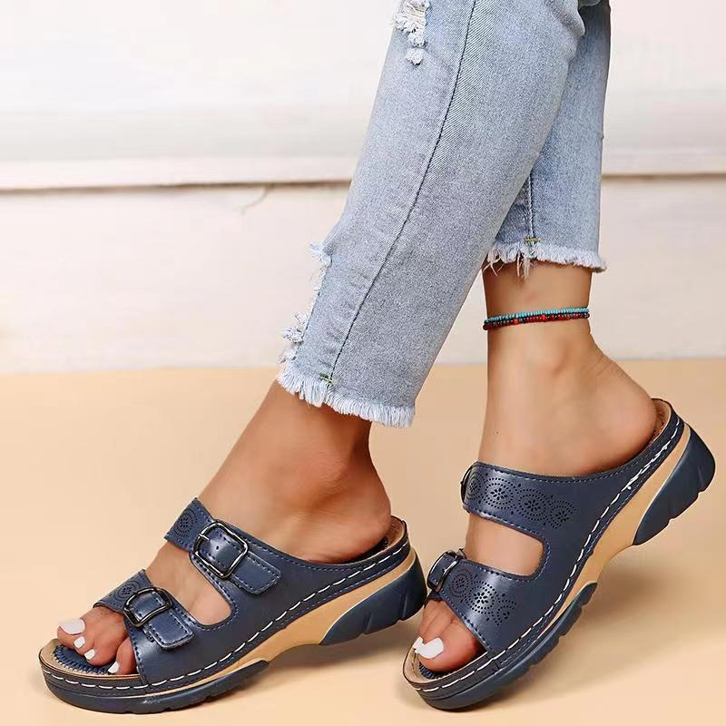 Instap sandalen met dubbele gesp en open teen – casual slippers met stevige zoolnh